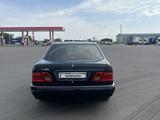 Mercedes-Benz E 280 1996 года за 2 000 000 тг. в Жаркент – фото 4