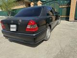 Mercedes-Benz C 230 1997 годаүшін2 400 000 тг. в Атырау – фото 5