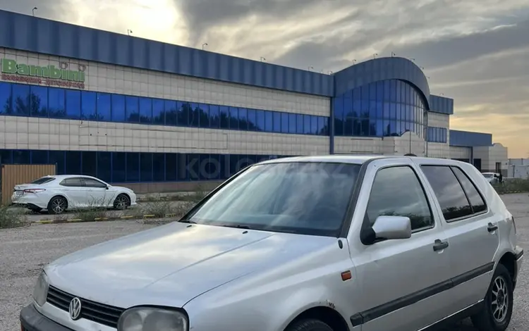 Volkswagen Golf 1995 года за 890 000 тг. в Алматы