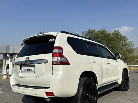 Toyota Land Cruiser Prado 2014 года за 23 000 000 тг. в Алматы – фото 10