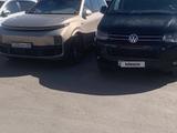 Volkswagen Caravelle 2013 года за 9 950 000 тг. в Алматы