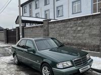 Mercedes-Benz C 200 1995 годаfor2 500 000 тг. в Алматы