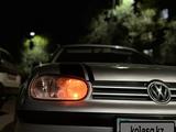 Volkswagen Golf 2000 годаүшін2 000 000 тг. в Караганда