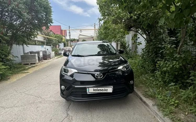 Toyota RAV4 2016 года за 11 000 000 тг. в Алматы