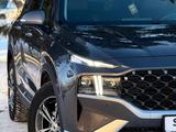 Hyundai Santa Fe 2021 года за 18 890 000 тг. в Костанай – фото 3