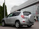 Toyota RAV4 2011 годаүшін8 990 000 тг. в Алматы – фото 3