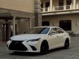 Lexus ES 350 2022 годаүшін26 000 000 тг. в Алматы – фото 2