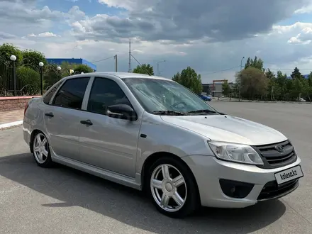 ВАЗ (Lada) Granta 2190 2015 года за 2 650 000 тг. в Костанай