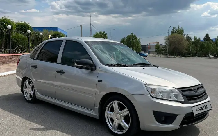 ВАЗ (Lada) Granta 2190 2015 годаүшін2 650 000 тг. в Костанай