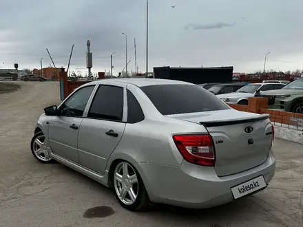 ВАЗ (Lada) Granta 2190 2015 года за 2 650 000 тг. в Костанай – фото 6