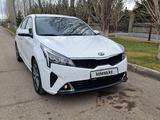 Kia Rio 2021 года за 7 462 343 тг. в Астана