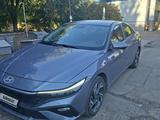 Hyundai Elantra 2025 года за 8 400 000 тг. в Алматы – фото 2