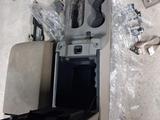 Подлокотник на Ford Explorer 4 Cadillac Escalade 3 поколения 2007-2014 за 20 000 тг. в Алматы