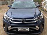Toyota Highlander 2018 годаүшін13 500 000 тг. в Актау