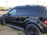 Mercedes-Benz ML 63 AMG 2007 года за 7 000 000 тг. в Тараз – фото 3