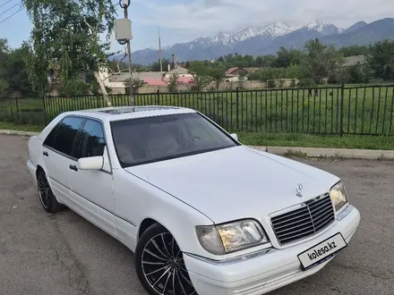 Mercedes-Benz S 320 1997 года за 3 250 000 тг. в Алматы