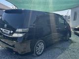 Toyota Vellfire 2010 года за 10 500 000 тг. в Алматы – фото 2