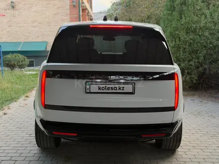 Land Rover Range Rover 2023 года за 100 000 000 тг. в Алматы – фото 6