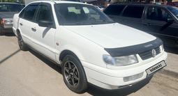 Volkswagen Passat 1994 года за 950 000 тг. в Астана