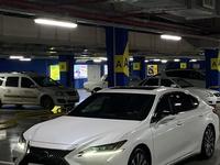 Lexus ES 250 2018 годаүшін20 500 000 тг. в Шымкент