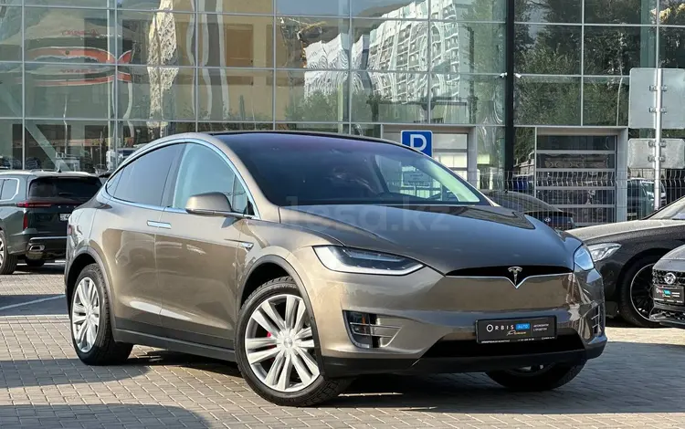 Tesla Model X 2016 годаfor15 500 000 тг. в Алматы