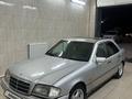 Mercedes-Benz C 180 1994 годаfor1 000 000 тг. в Атырау