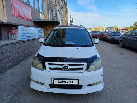 Toyota Ipsum 2003 года за 3 400 000 тг. в Астана