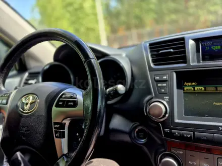 Toyota Highlander 2011 года за 10 300 000 тг. в Астана – фото 14