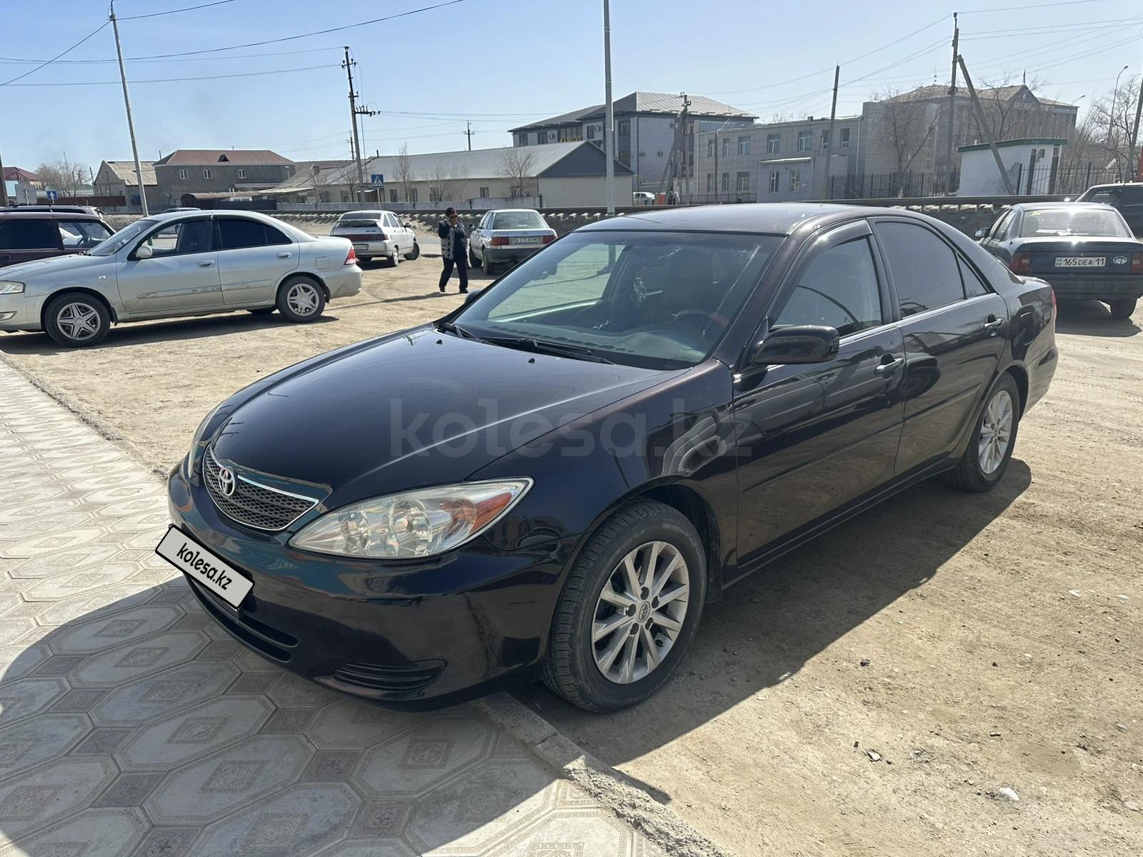 Toyota Camry 2004 г.