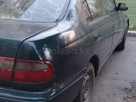 Toyota Carina E 1995 года за 1 300 000 тг. в Павлодар – фото 2