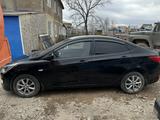 Hyundai Solaris 2014 года за 5 900 000 тг. в Кокшетау – фото 2