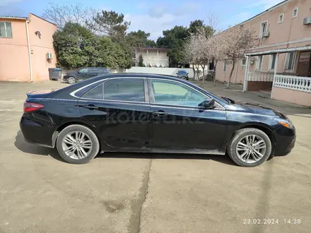 Toyota Camry 2015 года за 6 600 000 тг. в Уральск – фото 4