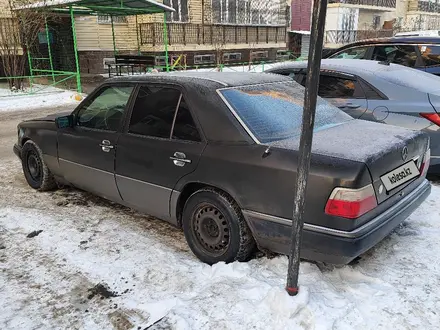 Mercedes-Benz E 280 1993 года за 1 500 000 тг. в Алматы – фото 4