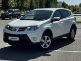 Toyota RAV4 2014 годаfor10 400 000 тг. в Астана