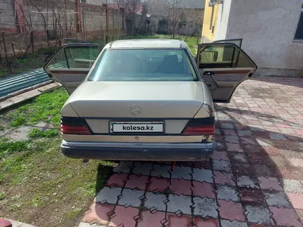 Mercedes-Benz E 230 1991 года за 1 300 000 тг. в Алматы – фото 13