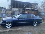 Mercedes-Benz E 280 1993 годаfor3 100 000 тг. в Алматы