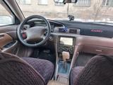 Toyota Camry 1998 годаүшін3 100 000 тг. в Караганда – фото 3