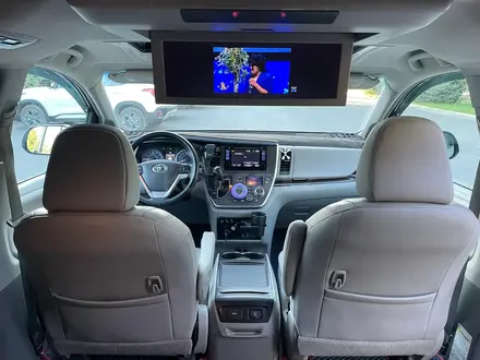 Toyota Sienna 2017 года за 15 500 000 тг. в Тараз – фото 22