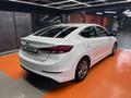 Hyundai Elantra 2017 годаfor6 700 000 тг. в Алматы – фото 3