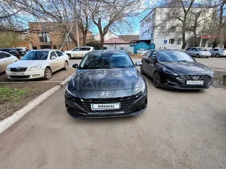 Hyundai Elantra 2023 года за 8 500 000 тг. в Уральск