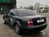 Volkswagen Passat 2002 года за 1 800 000 тг. в Алматы – фото 3