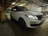 Land Rover Range Rover 2018 года за 38 000 000 тг. в Алматы – фото 2