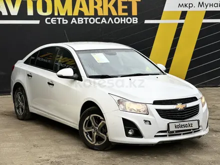 Chevrolet Cruze 2014 года за 3 800 000 тг. в Атырау – фото 2