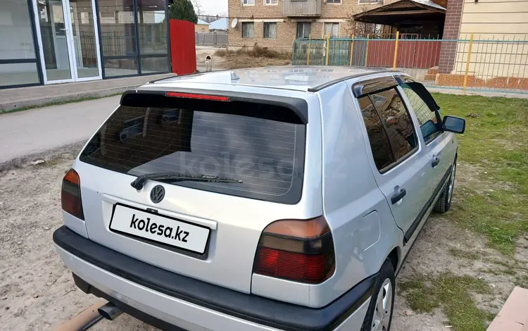 Volkswagen Golf 1996 годаүшін2 000 000 тг. в Шымкент