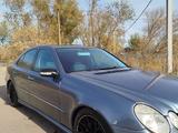 Mercedes-Benz E 320 2003 годаүшін5 500 000 тг. в Астана – фото 3