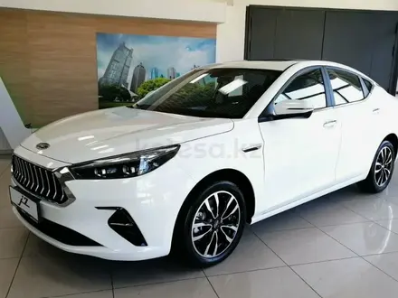 JAC J7 Luxury CVT 2025 года за 6 990 000 тг. в Астана – фото 2