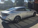 Hyundai Sonata 2025 годаүшін15 500 000 тг. в Алматы – фото 3