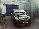 Toyota Alphard 2012 года за 10 000 000 тг. в Актобе