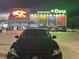 Toyota Camry 2017 года за 7 000 000 тг. в Актобе