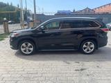 Toyota Highlander 2015 годаүшін14 800 000 тг. в Костанай